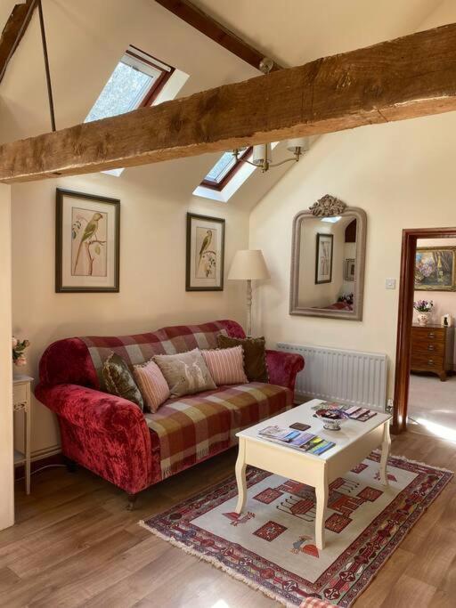 The Grooms Loft Self Contained Apartment Milton Abbas Exterior photo